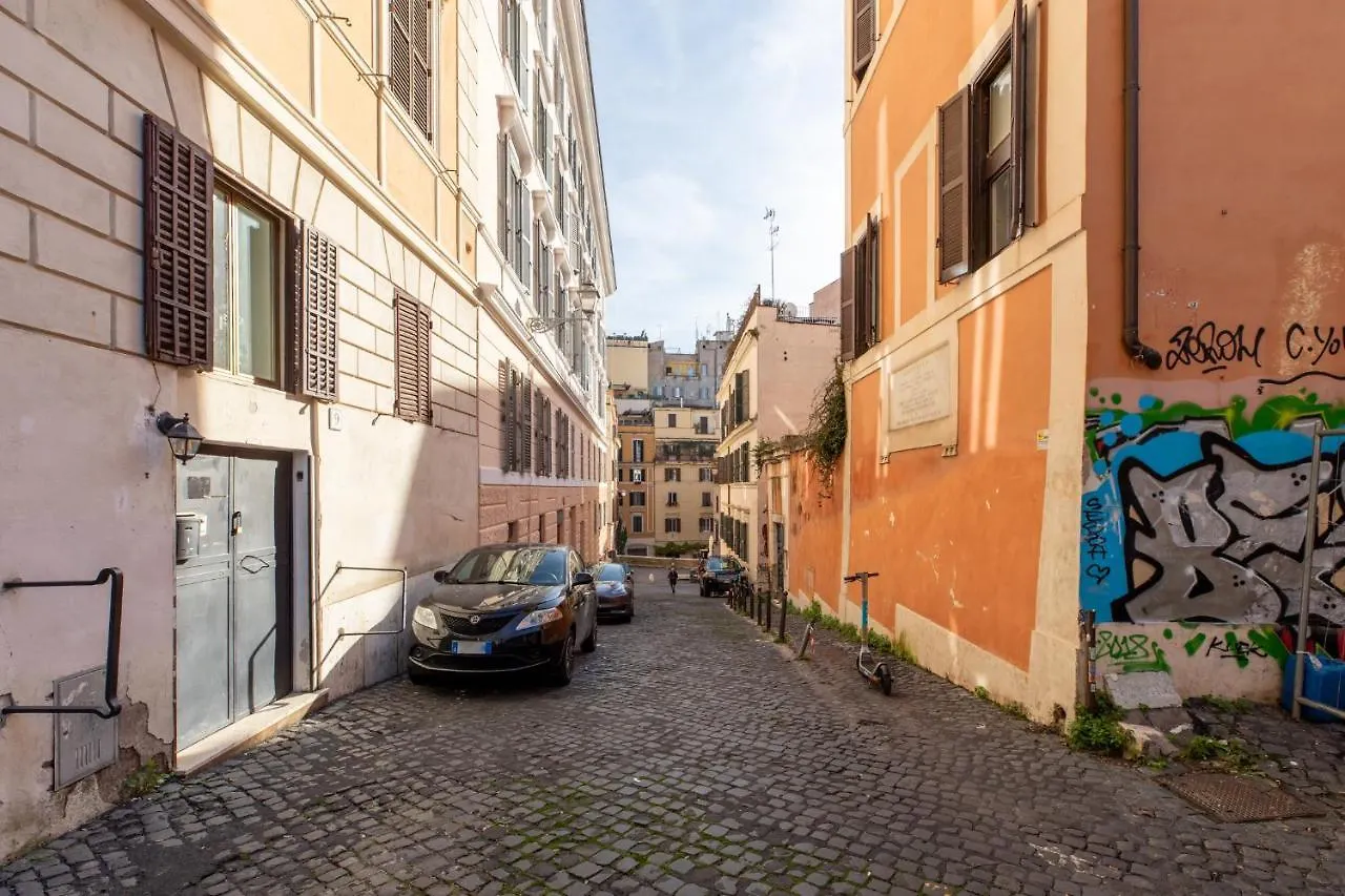 Iflat Clementina Top Of The Hill Rome 0*,  Italy