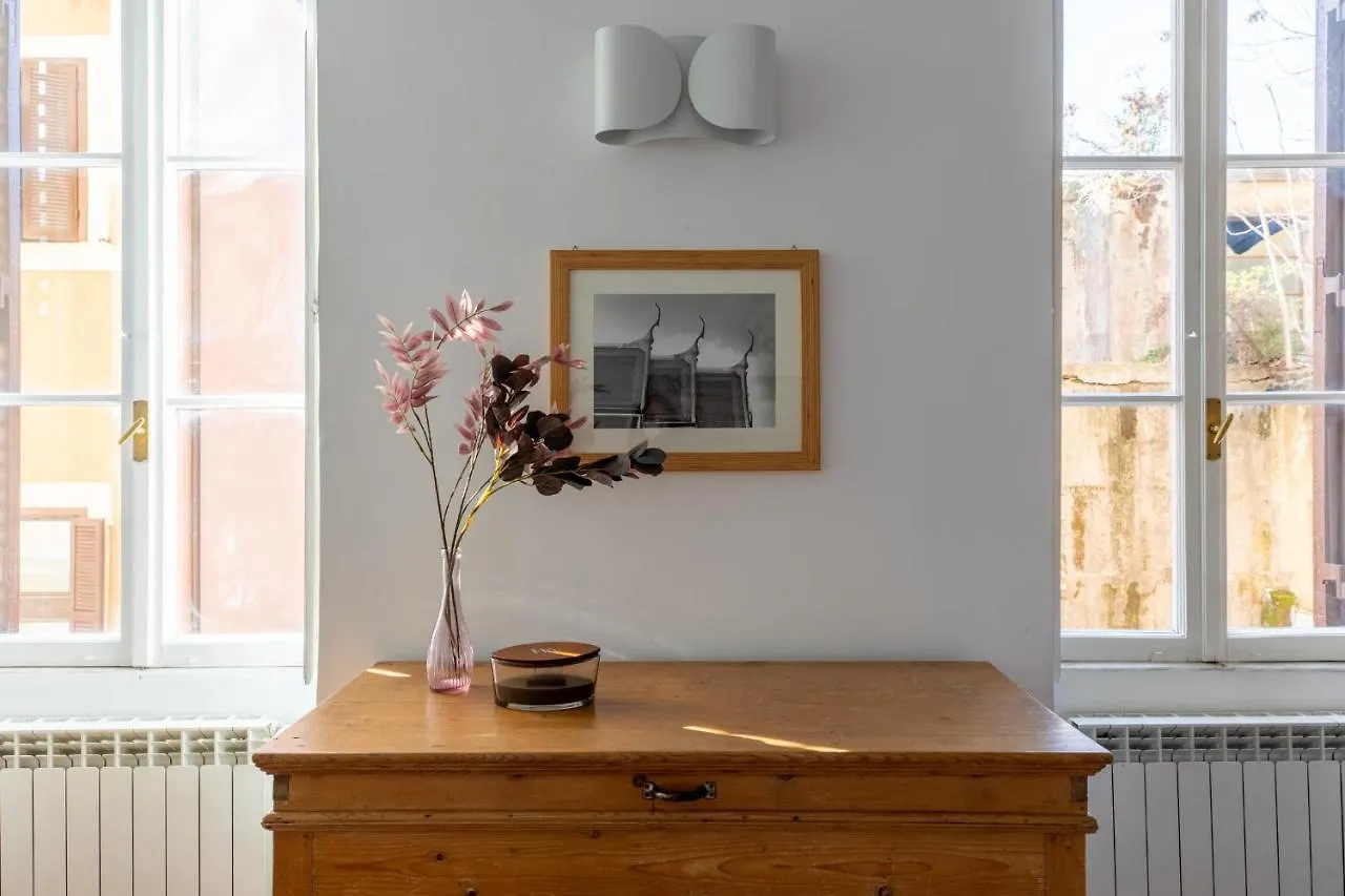 Iflat Clementina Top Of The Hill Rome Apartment