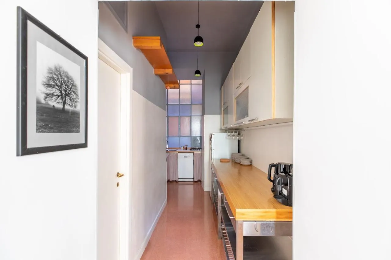 Apartment Iflat Clementina Top Of The Hill Rome