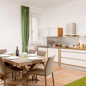 Myapartsuite Colosseo Apartment